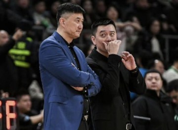 kaiyun登录-杨鸣：杜锋一直肩扛压力顶着球队前进，每个教练员都值得尊重